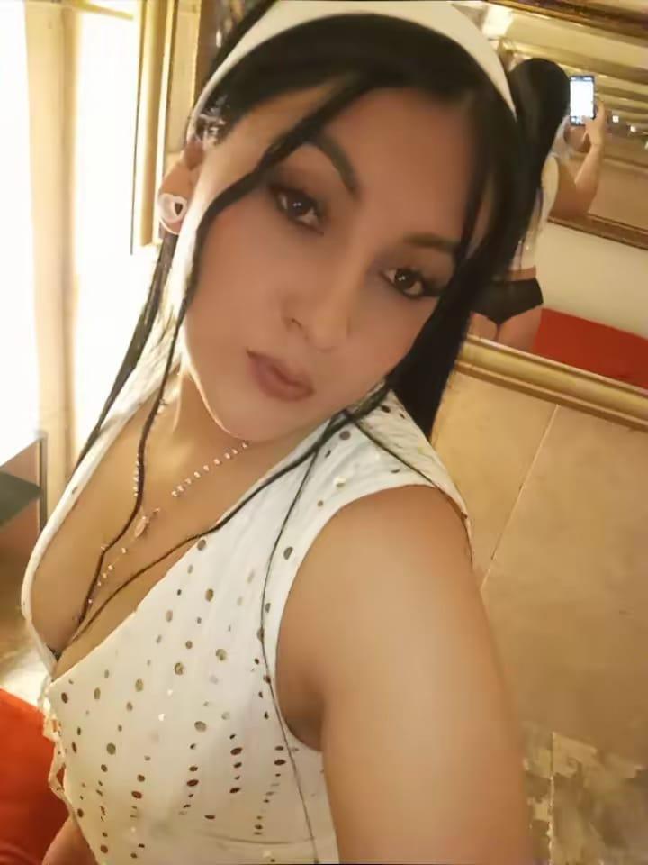 662439194: Chica busca chico en Málaga