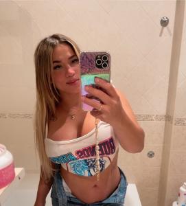 656394388: Chica busca chico en Murcia