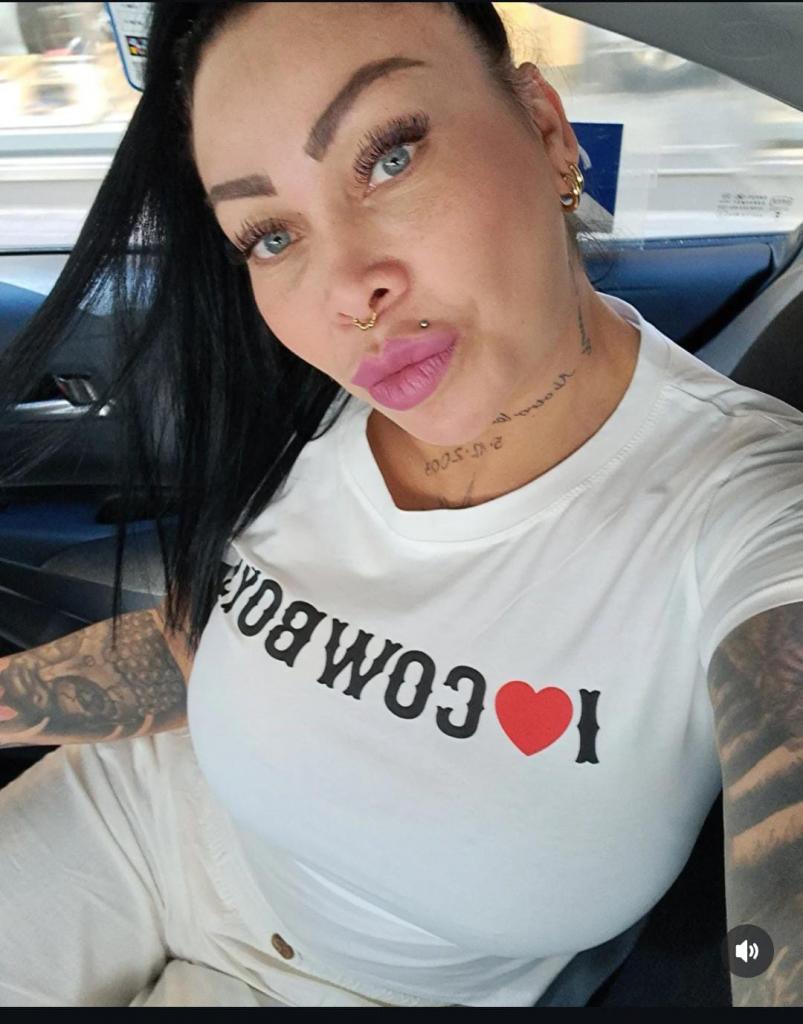 Chica busca chico en Barcelona: 