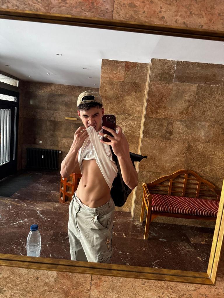 Chico busca chica en León: 