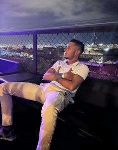 612200728: Chico busca chica en Valencia