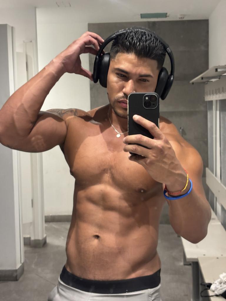 Chico busca chica en Pontevedra: 