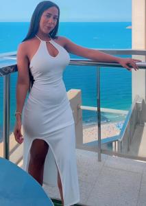 613758759: Chica busca chico en Málaga