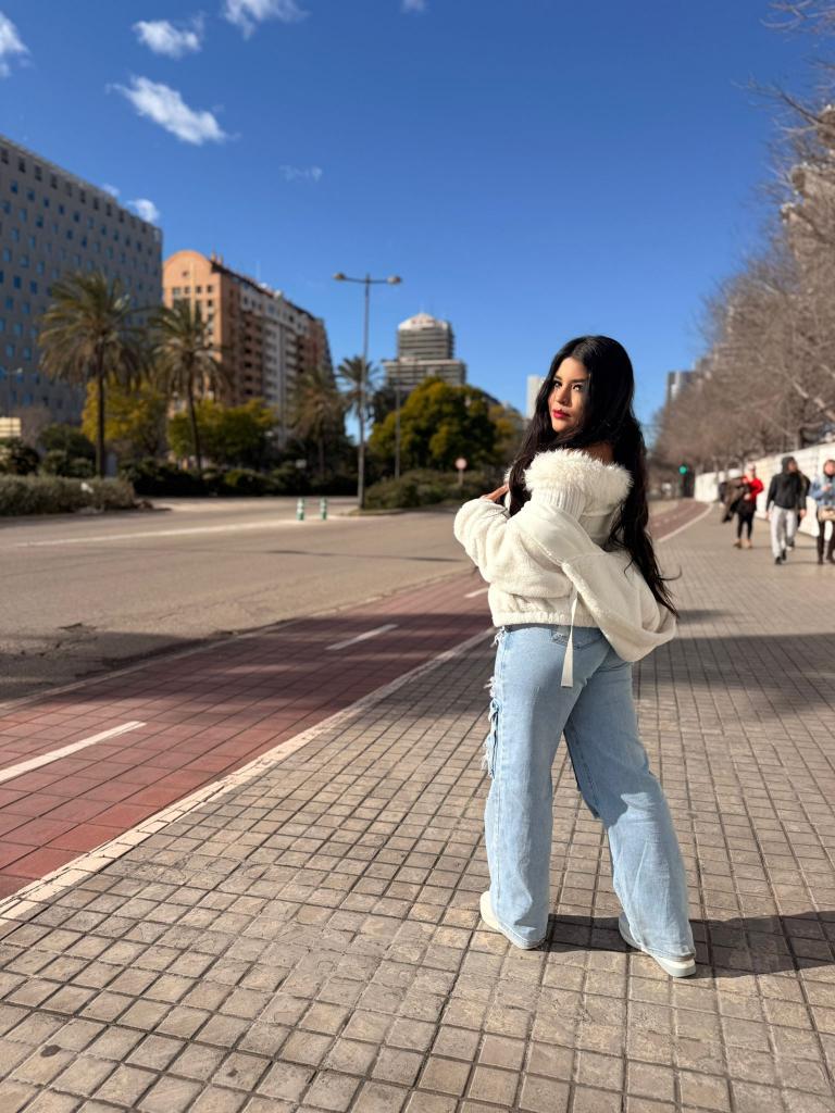 Chica busca chico en Tenerife: 