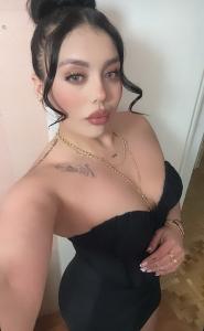 631511689: Chica busca chico en León