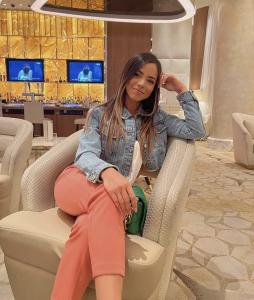 634093716: Chica busca chico en Gerona