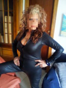 Chica busca chico en Valencia: Chica busca chico