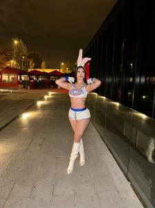 Chica busca chico en La Coruña: 