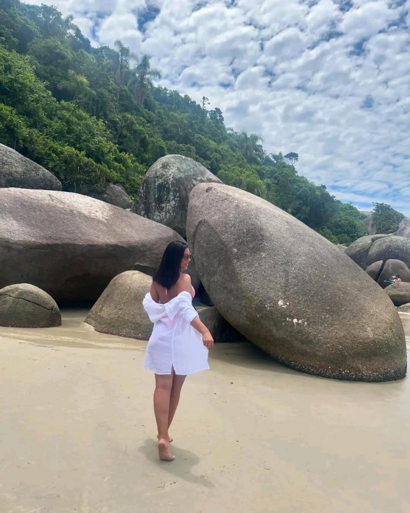 613911979: Chica busca chico en Orense