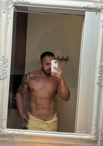 624411692: Chico busca chica en Granada