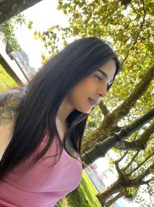 643223667: Travesti en León