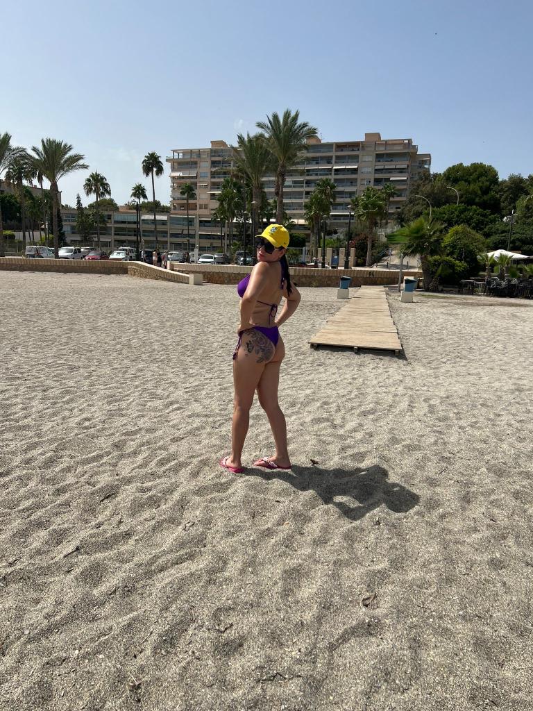 Chica busca chico en Cuenca: 