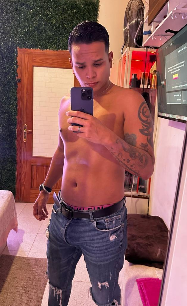 631225566: Chico busca chica en Mallorca