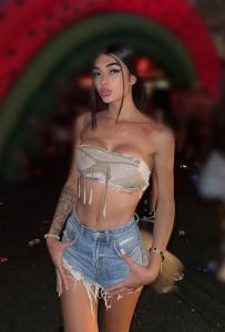 647053809: Transexual en Barcelona