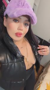 631511689: Chica busca chico en León