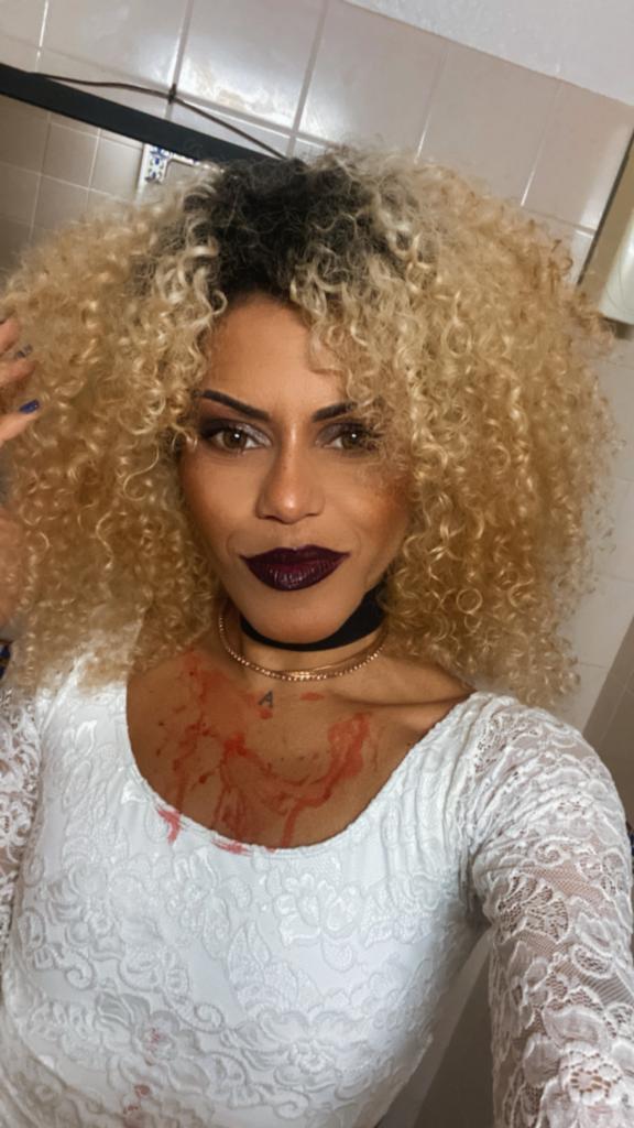 Chica busca chico en Almería: 