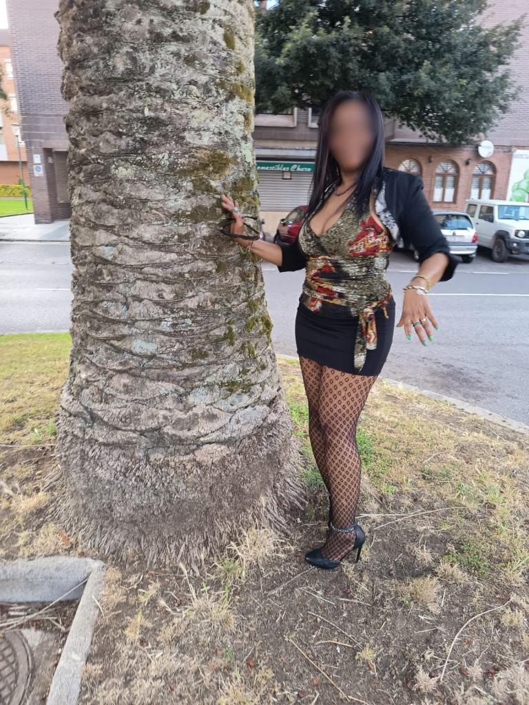 Chica busca chico en Asturias: 