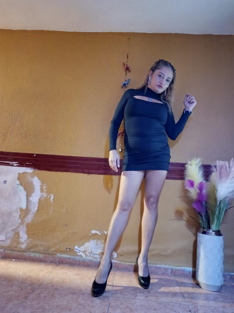 695373415: Chica busca chico en Ciudad Real