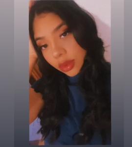 678744429: Chica busca chico en Madrid