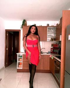 613937191: Transexual en Tenerife