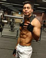 664791199: Chico busca chica en Barcelona