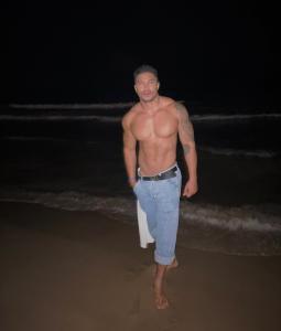 Chico busca chica en Pontevedra: 