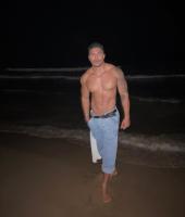 610422726: Chico busca chica en Pontevedra