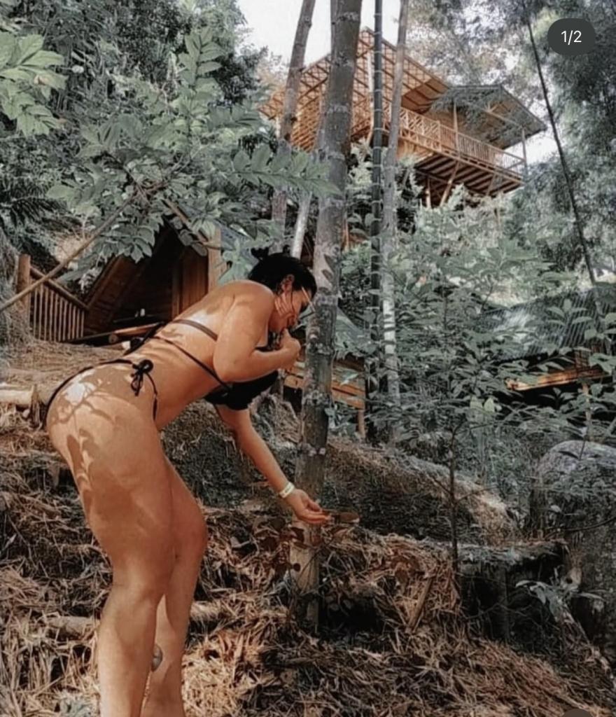 Chica busca chico en Granada: 