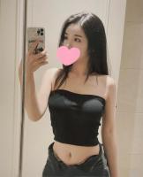 688145911: Chica busca chico en Barcelona