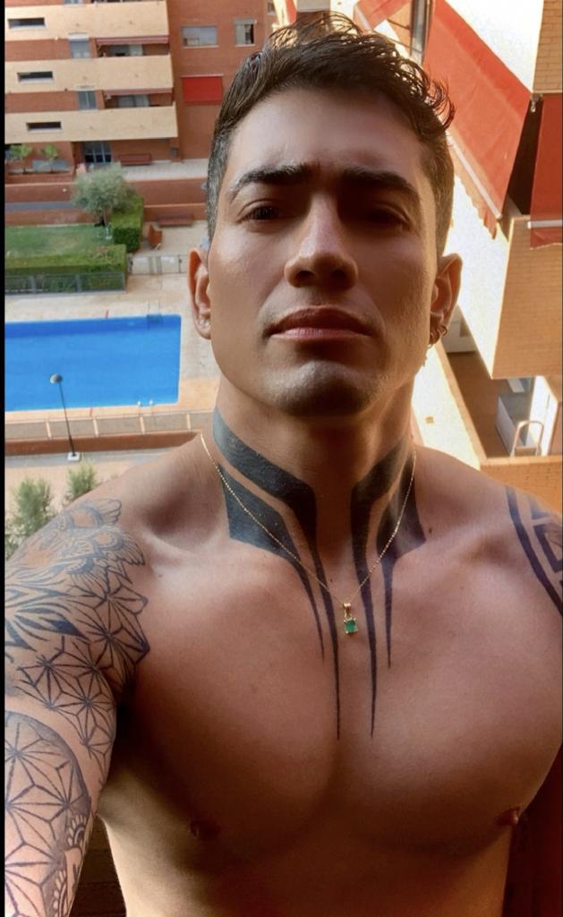 Chico busca chica en Asturias: 