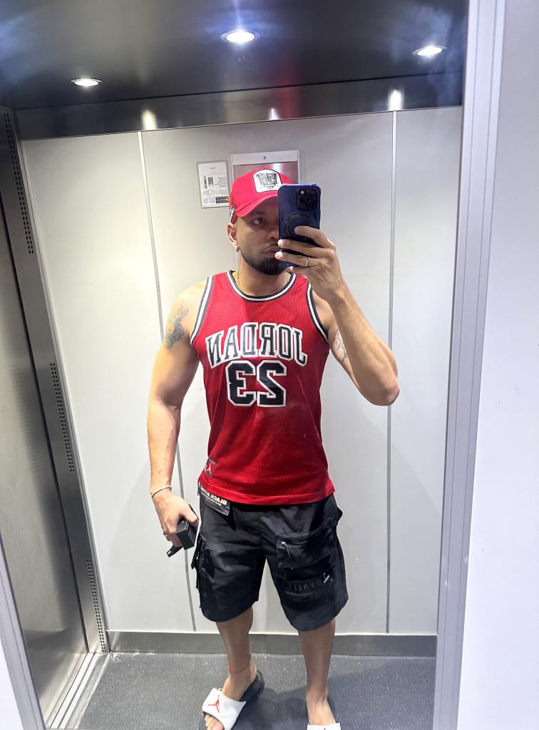 632882934: Chico busca chica en León