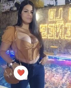 742025738: Chica busca chico en Valencia