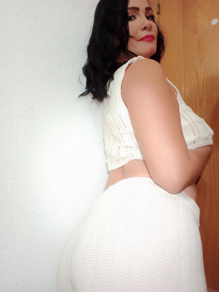 612420162: Chica busca chico en Almería