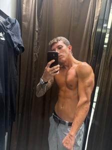 657792755: Chico busca chica en Madrid