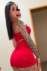 670733366: Chica busca chico en Madrid