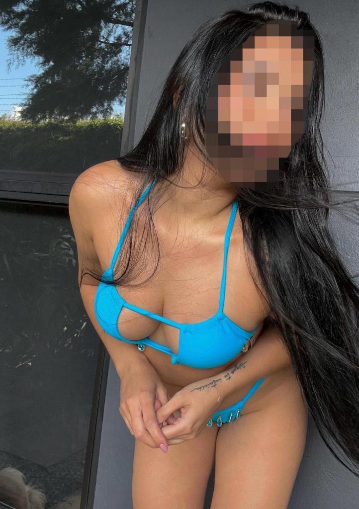 643561296: Chica busca chico en Las Palmas
