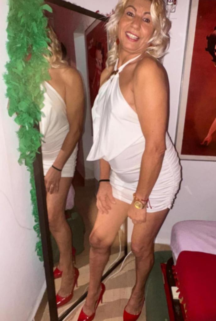 Chica busca chico en Mallorca: 