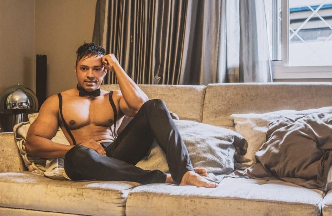 634331776: Chico busca chica en Sevilla