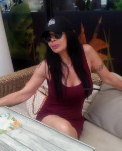 636005465: Chica busca chico en Navarra