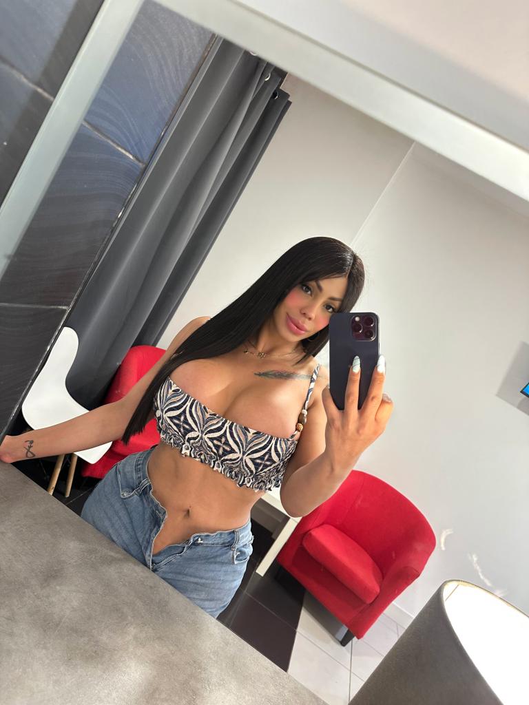 637280956: Travesti en Valladolid