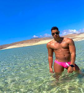 600275601: Chico busca chica en Granada