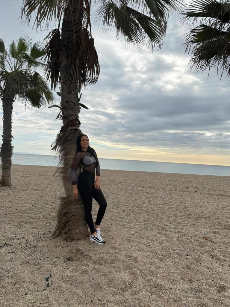 Chica busca chico en Tenerife: 