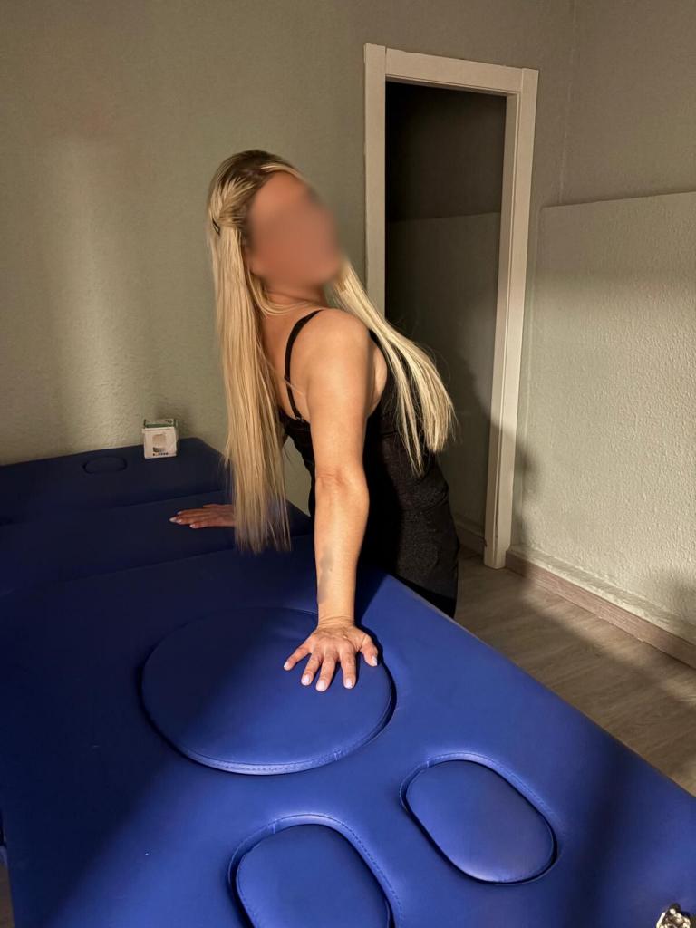 622238366: Chica busca chico en Barcelona