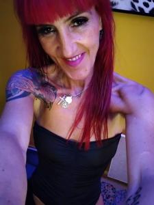 613368585: Chica busca chico en Asturias