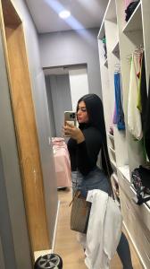 742067438: Chica busca chico en Granada