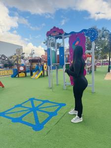 664654523: Chica busca chico en Huelva