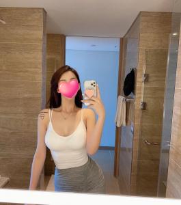 611841371: Chica busca chico en Barcelona