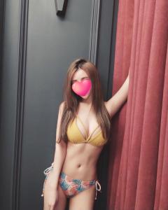 611841371: Chica busca chico en Barcelona