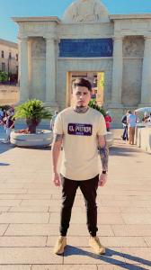 Chico busca chica en Las Palmas: 