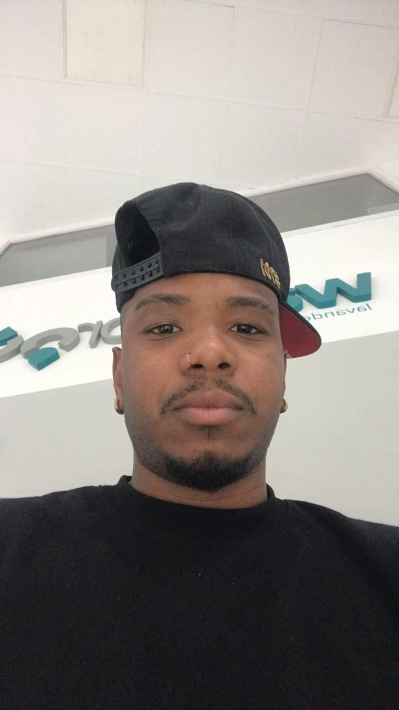 Chico busca chica en Asturias: 